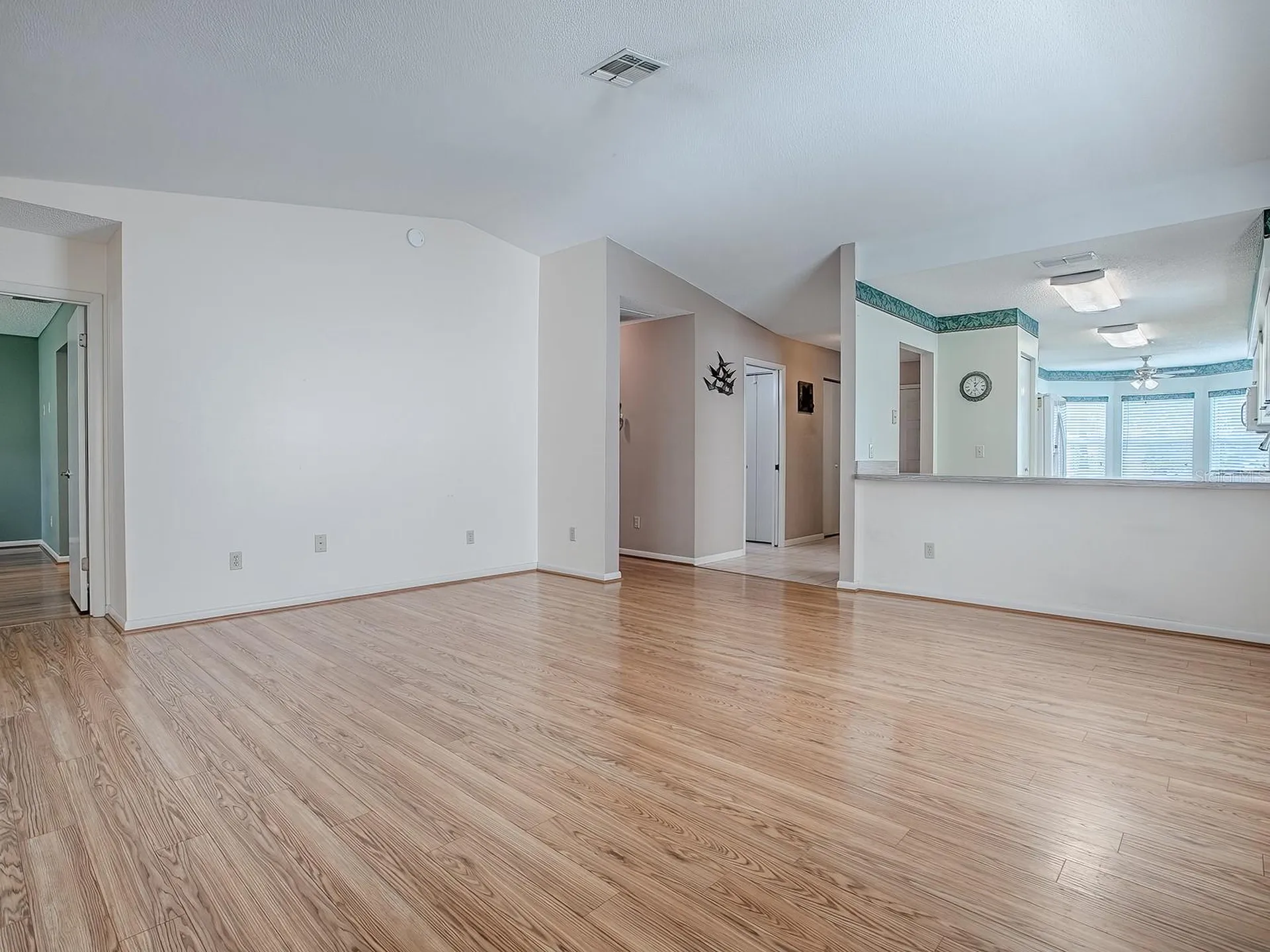 642 Glen Oaks Drive Leesburg FL 34748