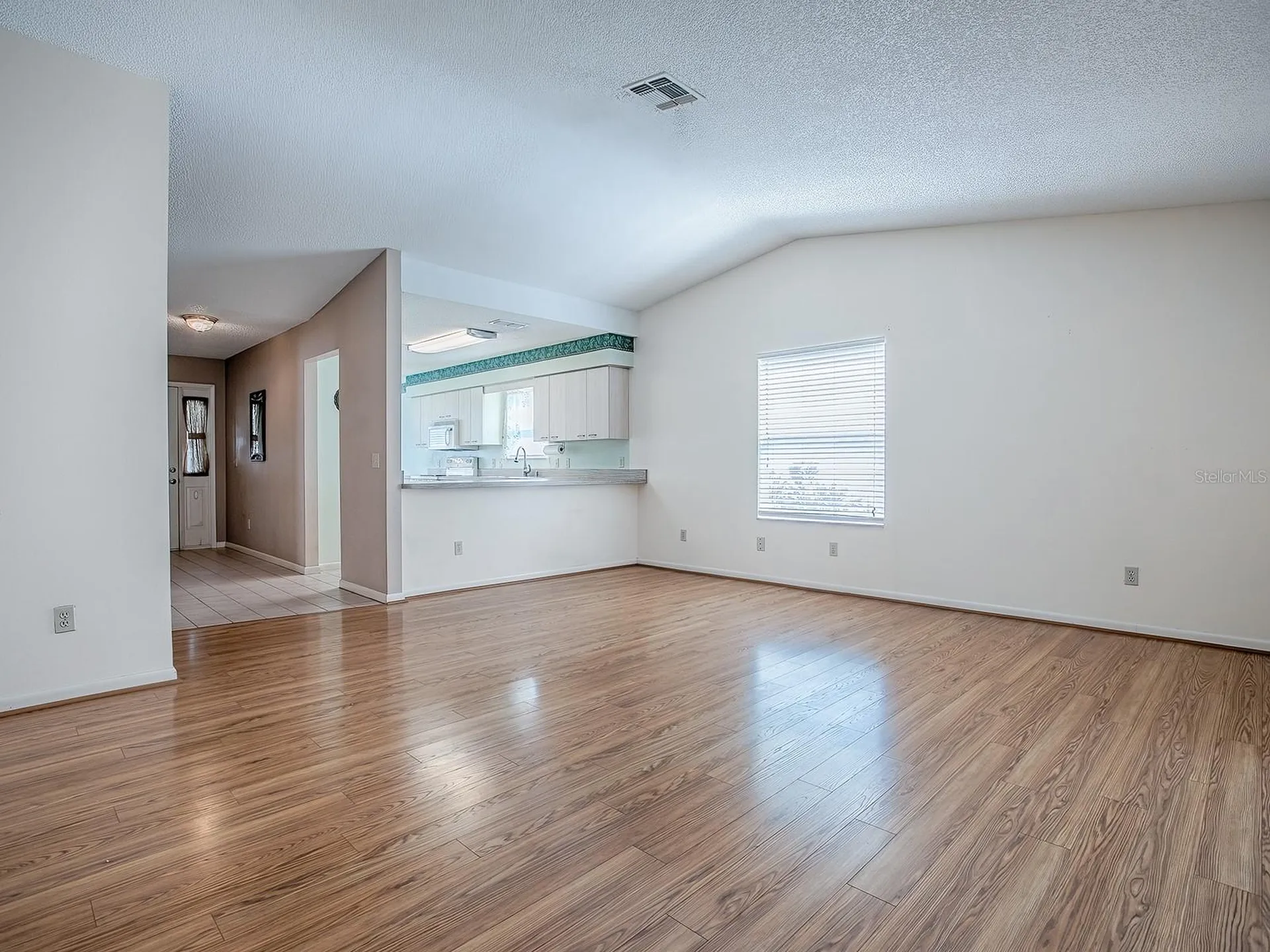 642 Glen Oaks Drive Leesburg FL 34748