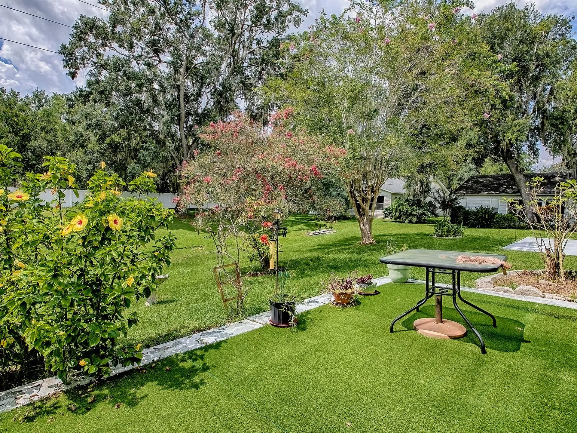 642 Glen Oaks Drive Leesburg FL 34748