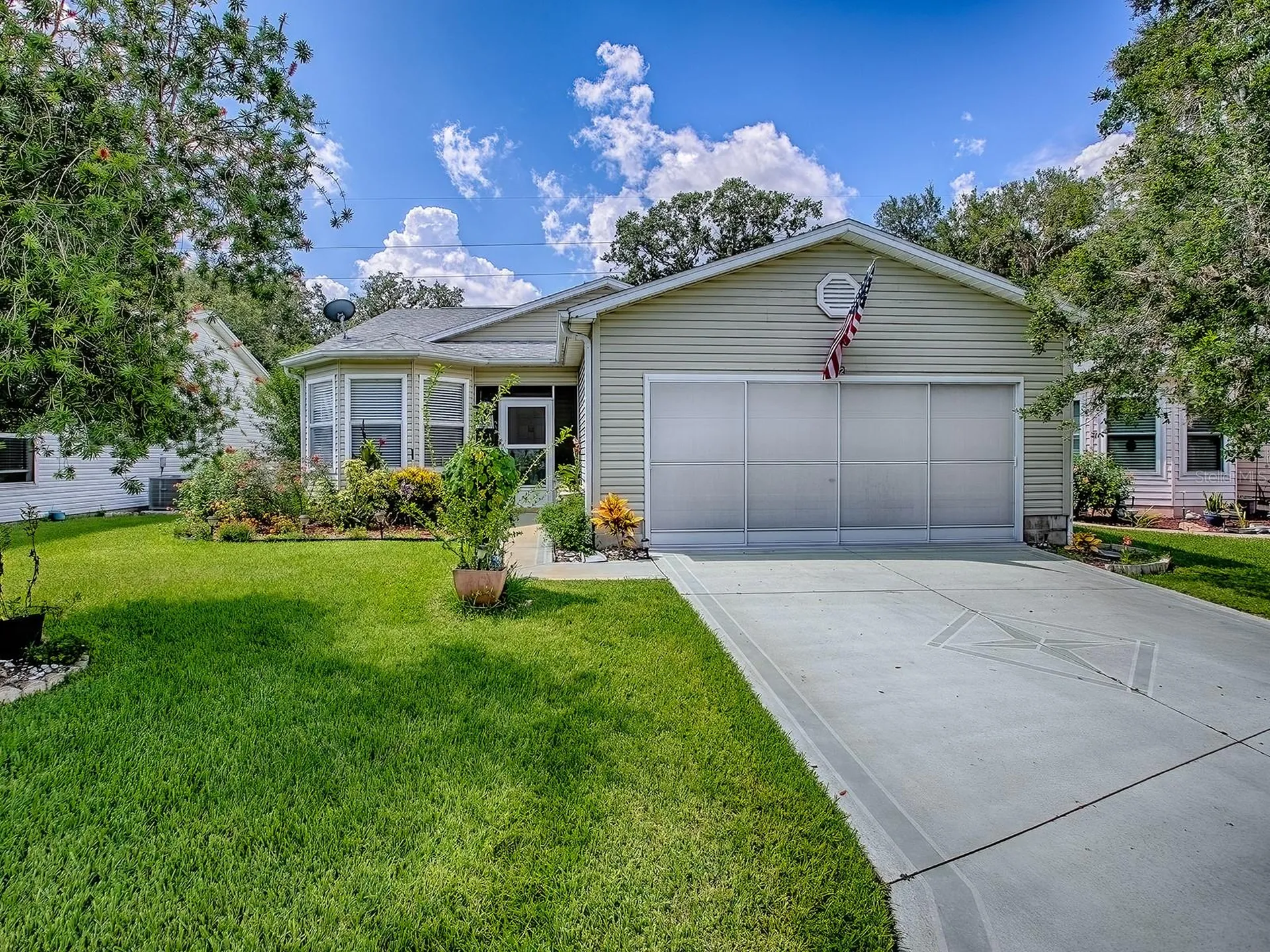 642 Glen Oaks Drive Leesburg FL 34748
