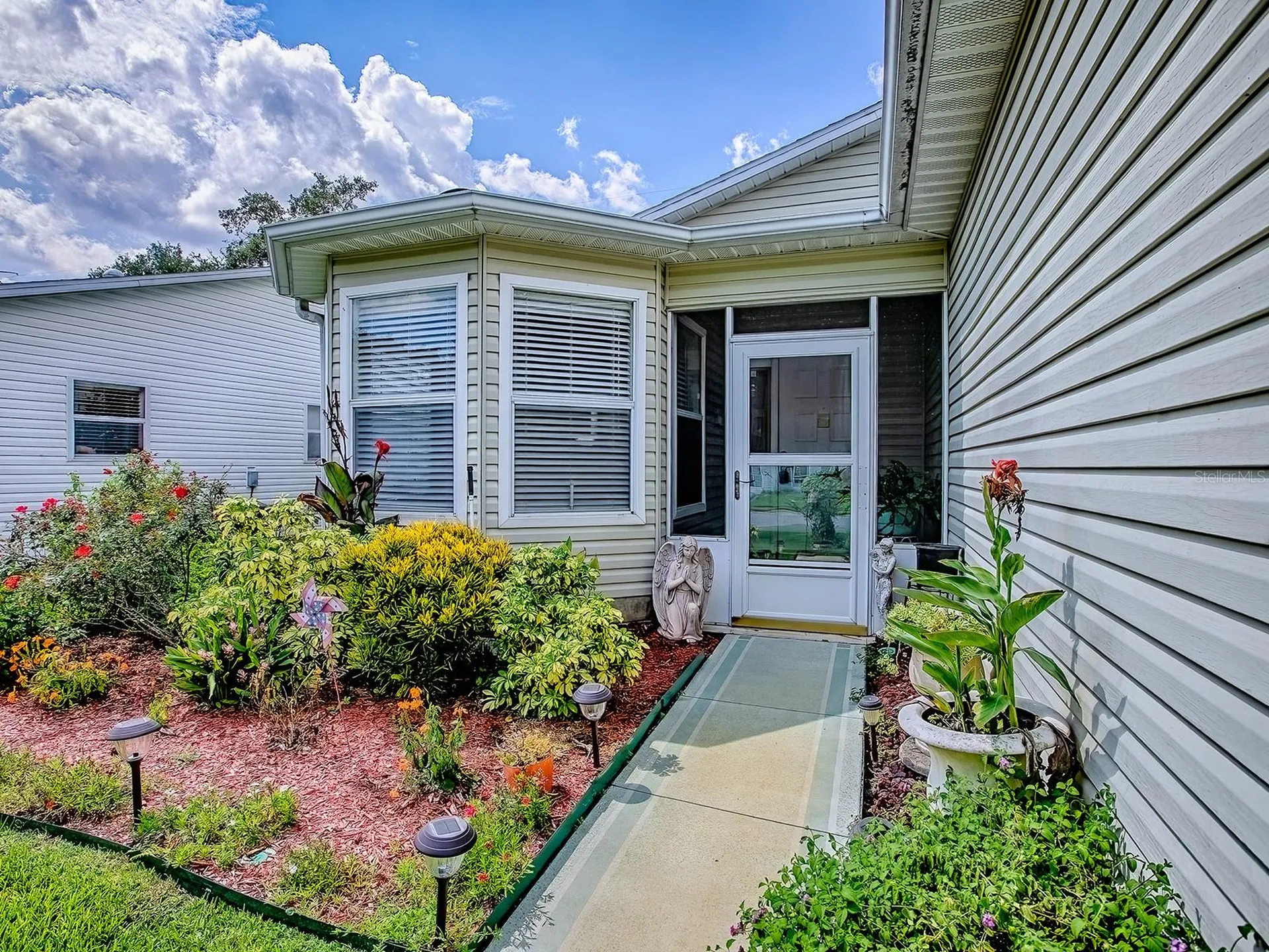 642 Glen Oaks Drive Leesburg FL 34748