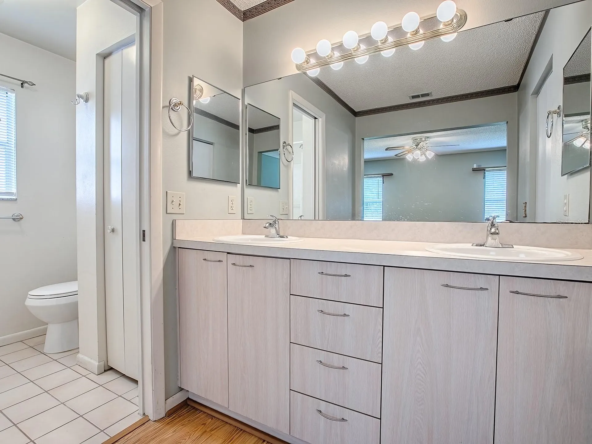 642 Glen Oaks Drive Leesburg FL 34748