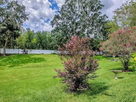 642 Glen Oaks Drive Leesburg FL 34748