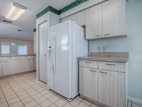 642 Glen Oaks Drive Leesburg FL 34748