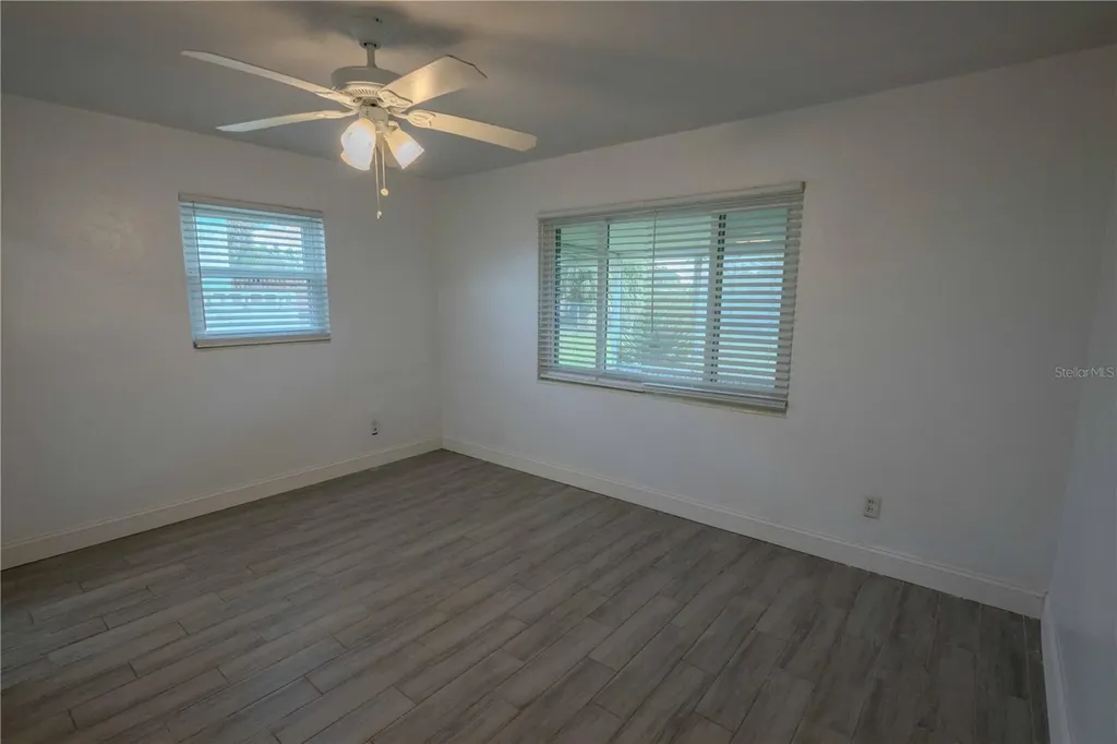 1101 28th Avenue S St Petersburg FL 33705