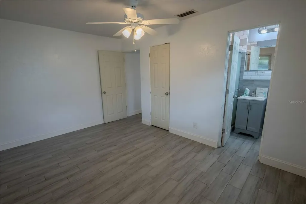 1101 28th Avenue S St Petersburg FL 33705