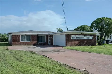 1101 28th Avenue S St Petersburg FL 33705