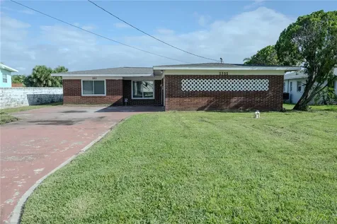 1101 28th Avenue S St Petersburg FL 33705