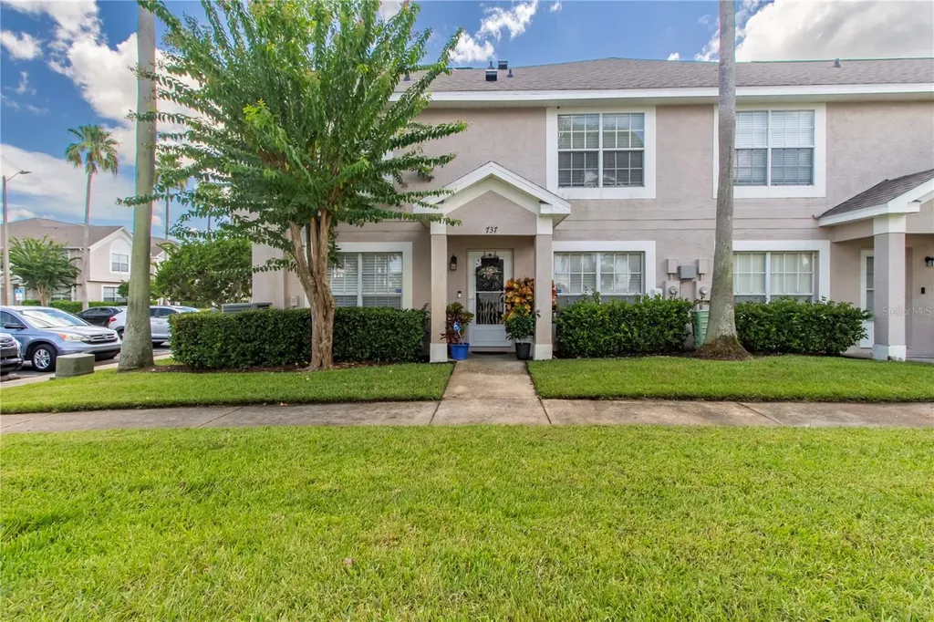 737 Kensington Lake Circle Brandon FL 33511