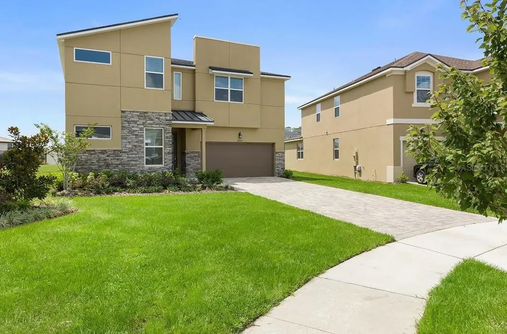 8904 Tropical Haven Court Kissimmee FL 34747