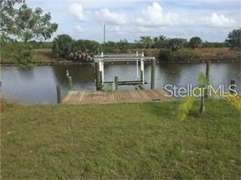 8182 Clyde Circle Port Charlotte FL 33981