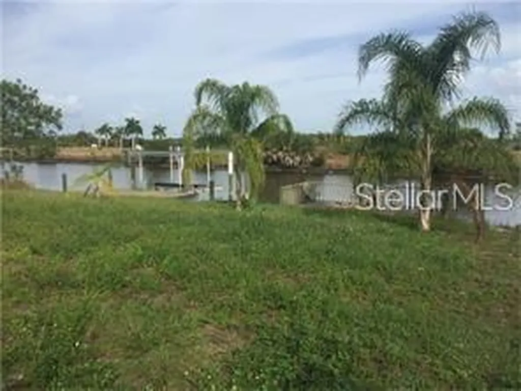 8182 Clyde Circle Port Charlotte FL 33981