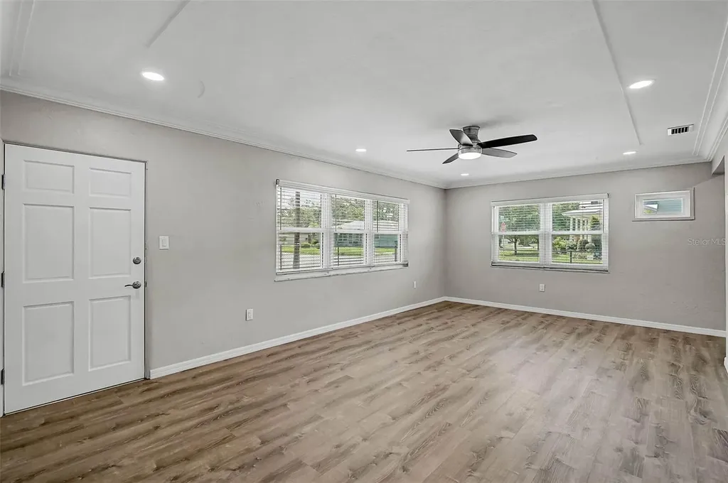 102 20th Street NE Bradenton FL 34208