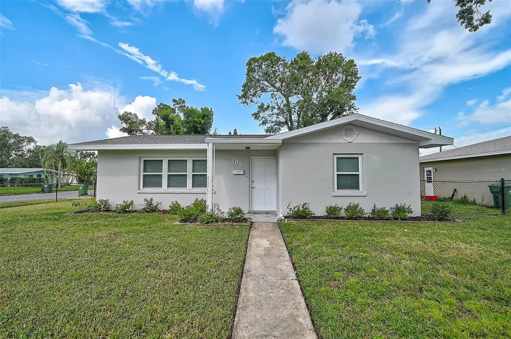 102 20th Street NE Bradenton FL 34208