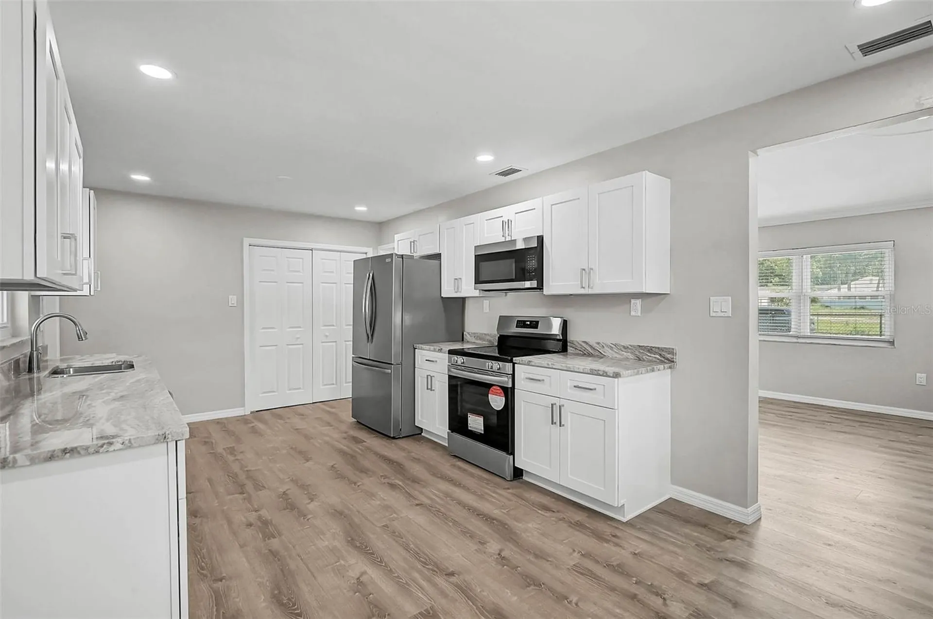 102 20th Street NE Bradenton FL 34208