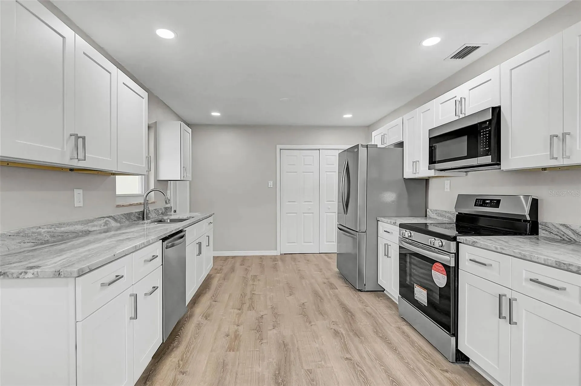 102 20th Street NE Bradenton FL 34208