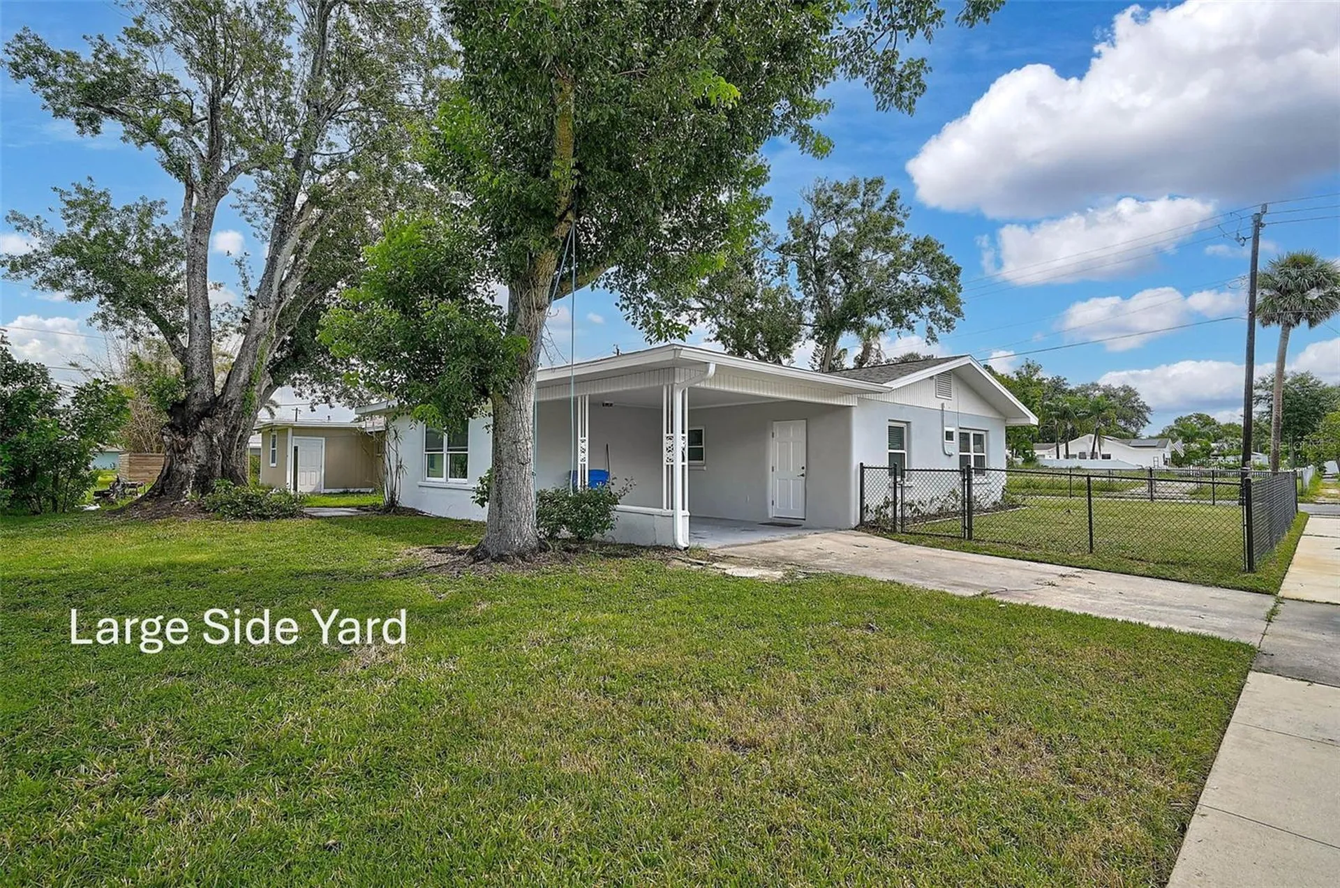 102 20th Street NE Bradenton FL 34208