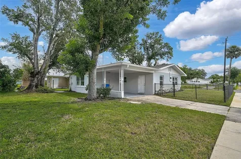 102 20th Street NE Bradenton FL 34208