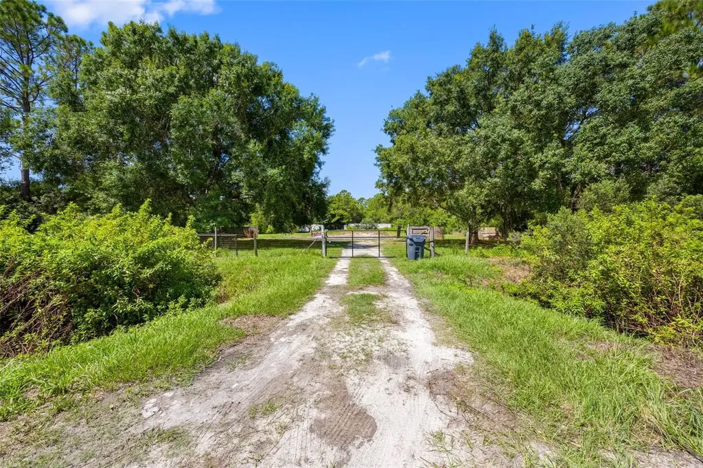 3207 Cypress Trails Drive Polk City FL 33868