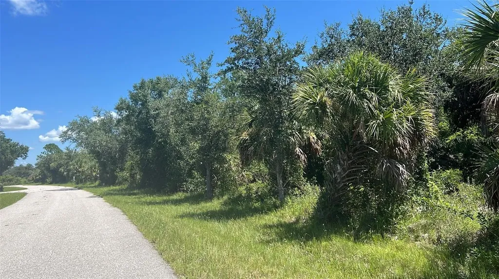 7262 Riverton Circle Port Charlotte FL 33981