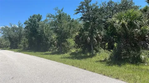 7262 Riverton Circle Port Charlotte FL 33981