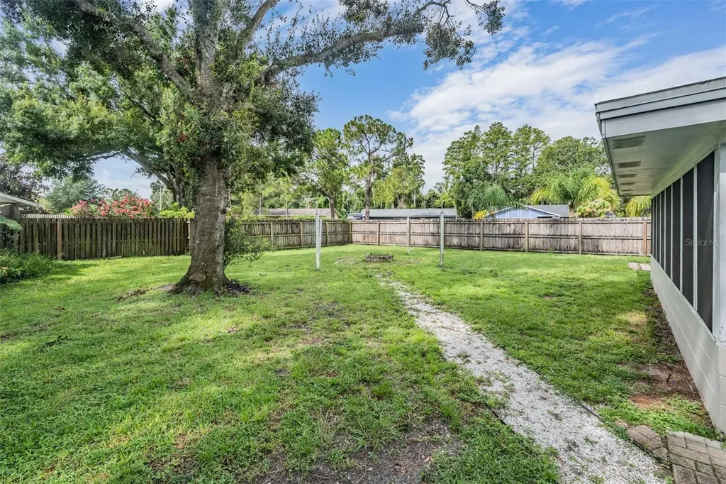 5218 Headland Hills Avenue Tampa FL 33625