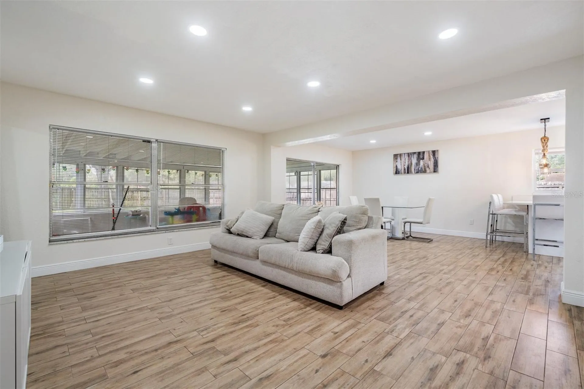 5218 Headland Hills Avenue Tampa FL 33625