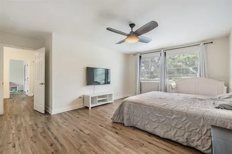 5218 Headland Hills Avenue Tampa FL 33625