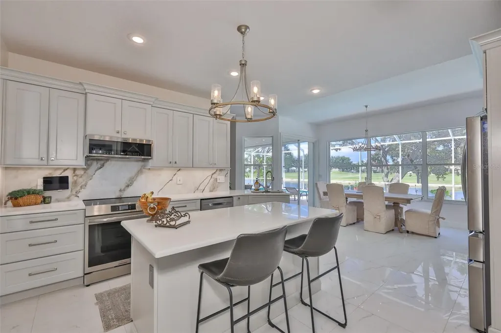 2327 Platinum Drive Sun City Center FL 33573