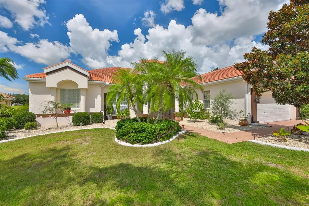2327 Platinum Drive Sun City Center FL 33573