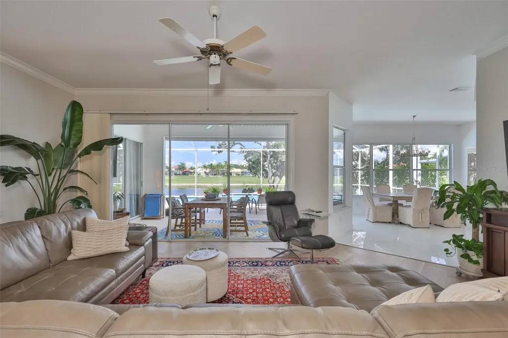2327 Platinum Drive Sun City Center FL 33573