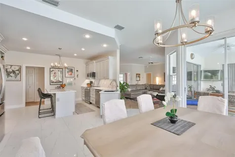2327 Platinum Drive Sun City Center FL 33573