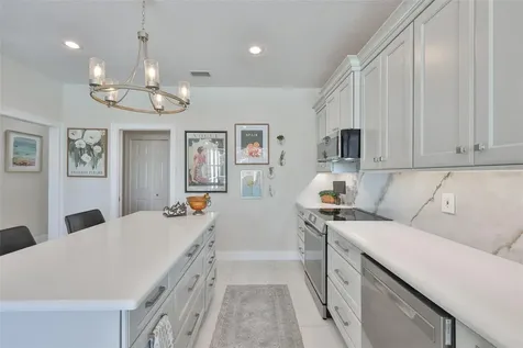 2327 Platinum Drive Sun City Center FL 33573