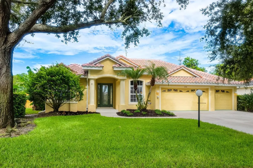 4928 Three Oaks Boulevard Sarasota FL 34233