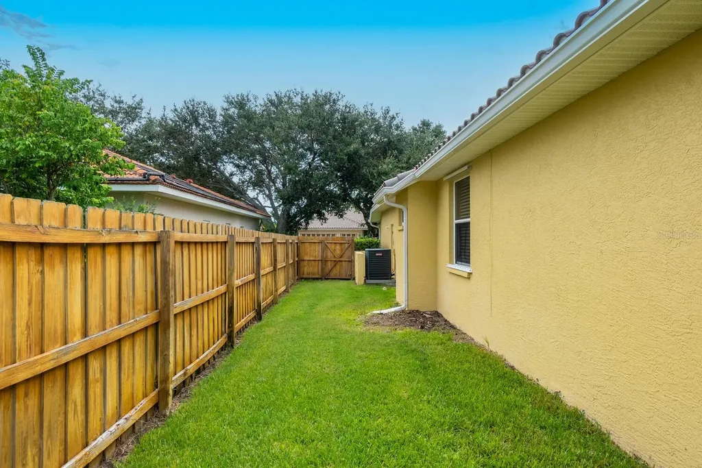 4928 Three Oaks Boulevard Sarasota FL 34233