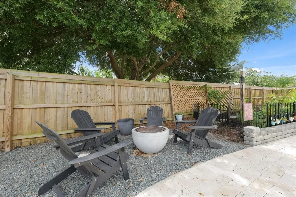 4805 16th Street N St Petersburg FL 33703