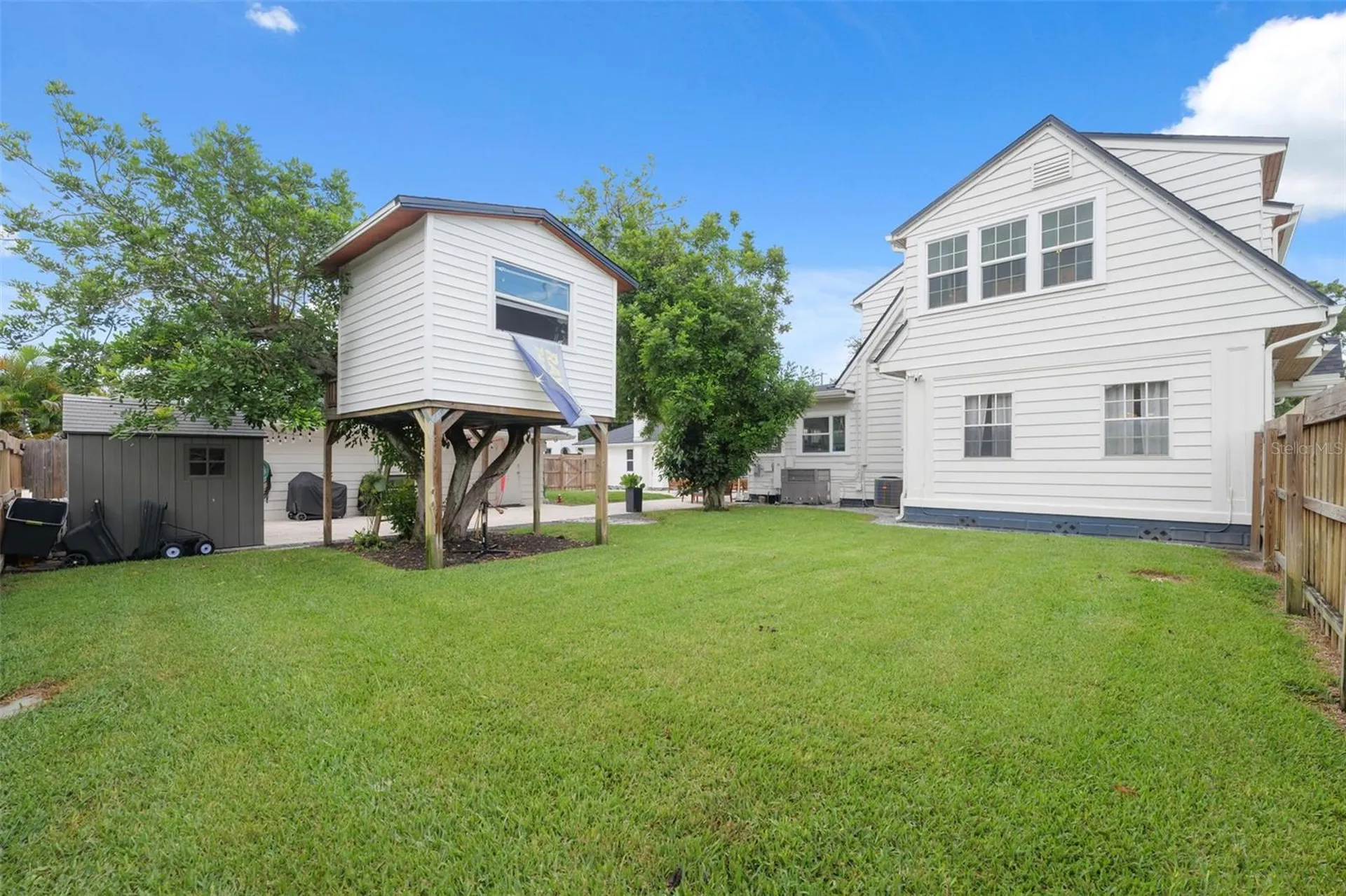 4805 16th Street N St Petersburg FL 33703