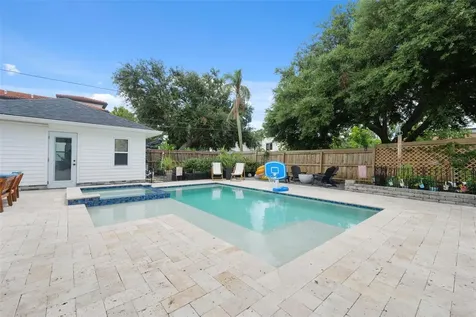4805 16th Street N St Petersburg FL 33703