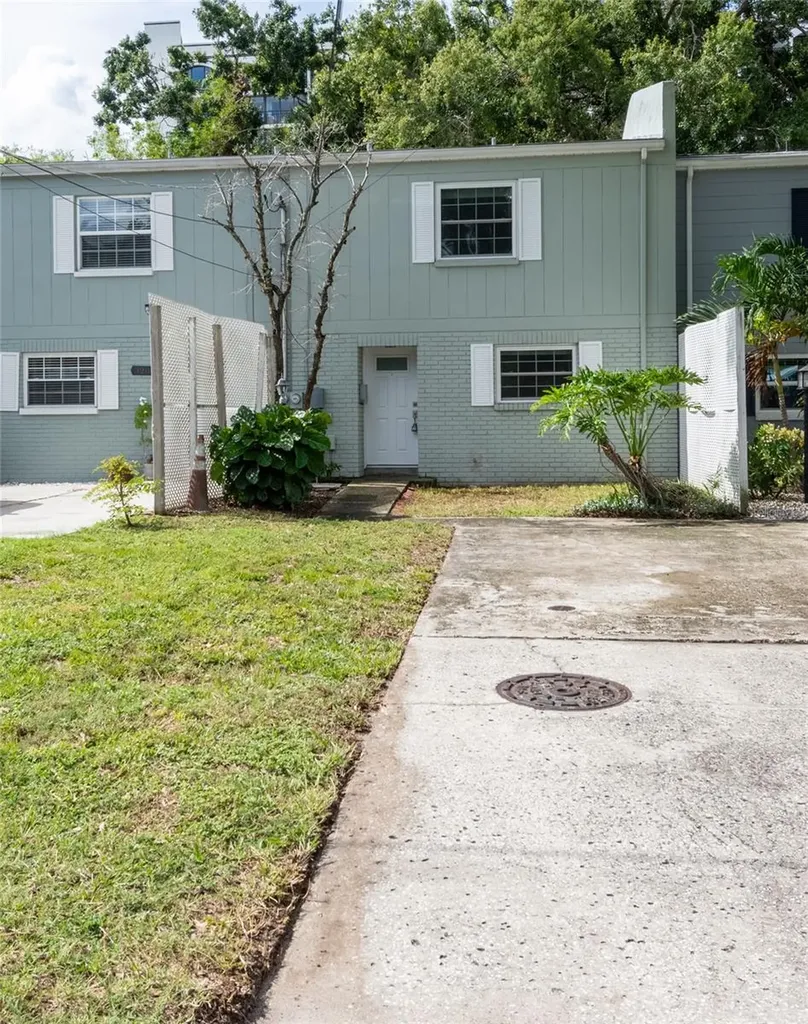 3202 W De Leon Street Tampa FL 33609