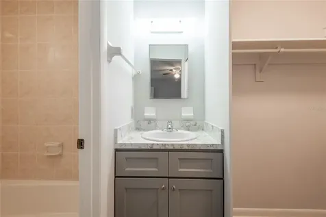 3202 W De Leon Street Tampa FL 33609