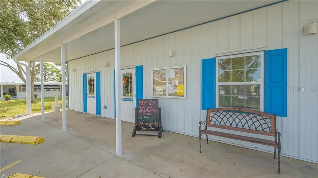 1424 Trout Punta Gorda FL 33950