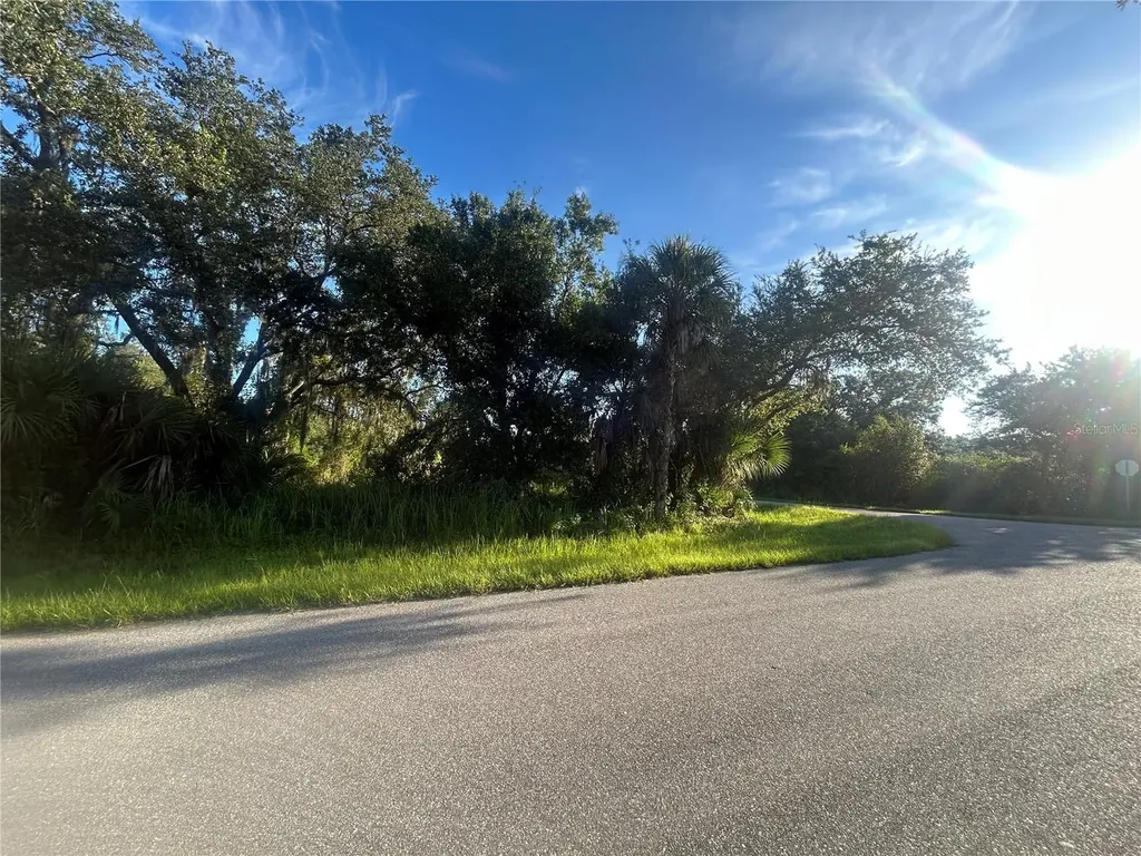 18452 Cordoba Avenue Port Charlotte FL 33954