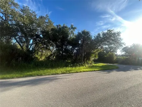 18452 Cordoba Avenue Port Charlotte FL 33954