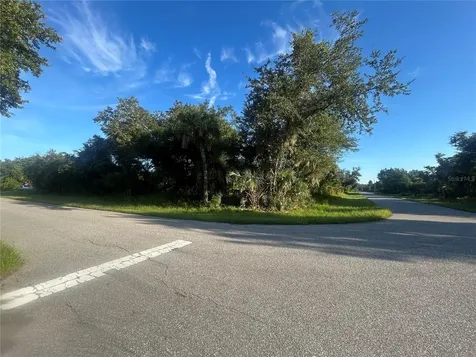 18452 Cordoba Avenue Port Charlotte FL 33954