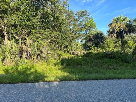 18452 Cordoba Avenue Port Charlotte FL 33954