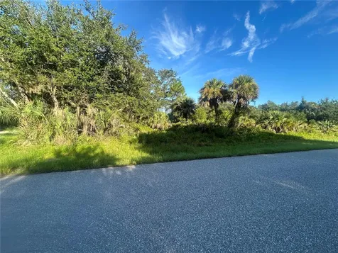 18452 Cordoba Avenue Port Charlotte FL 33954