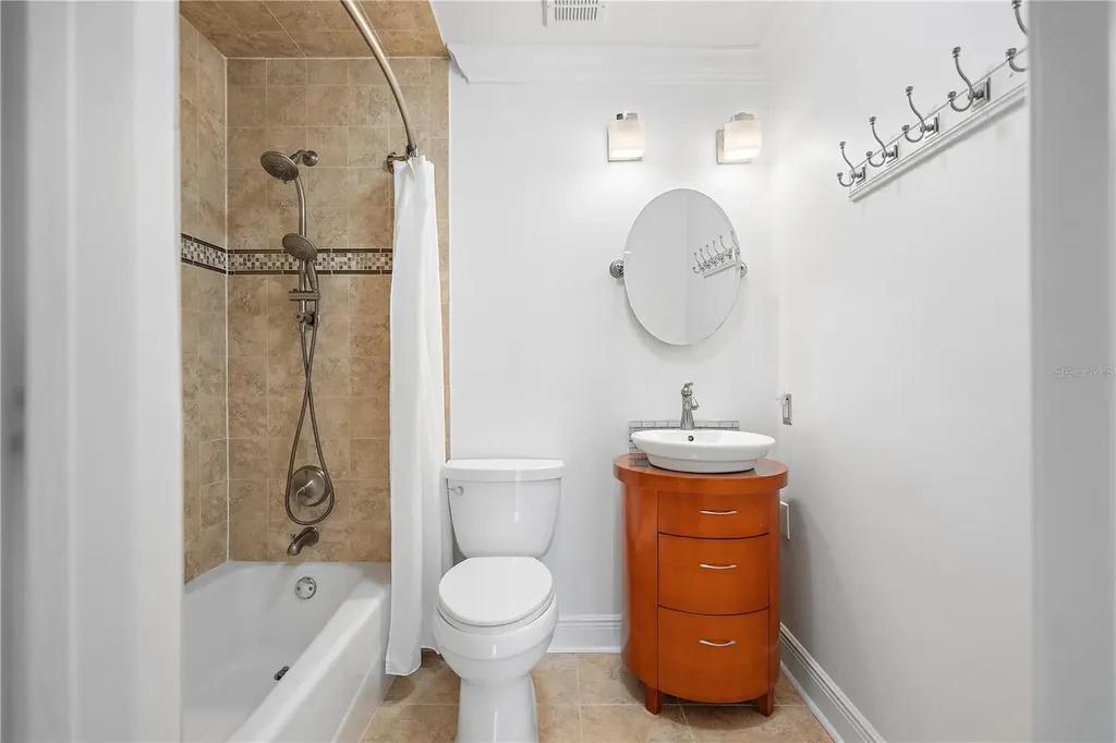 4974 Coquina Key Drive SE St Petersburg FL 33705