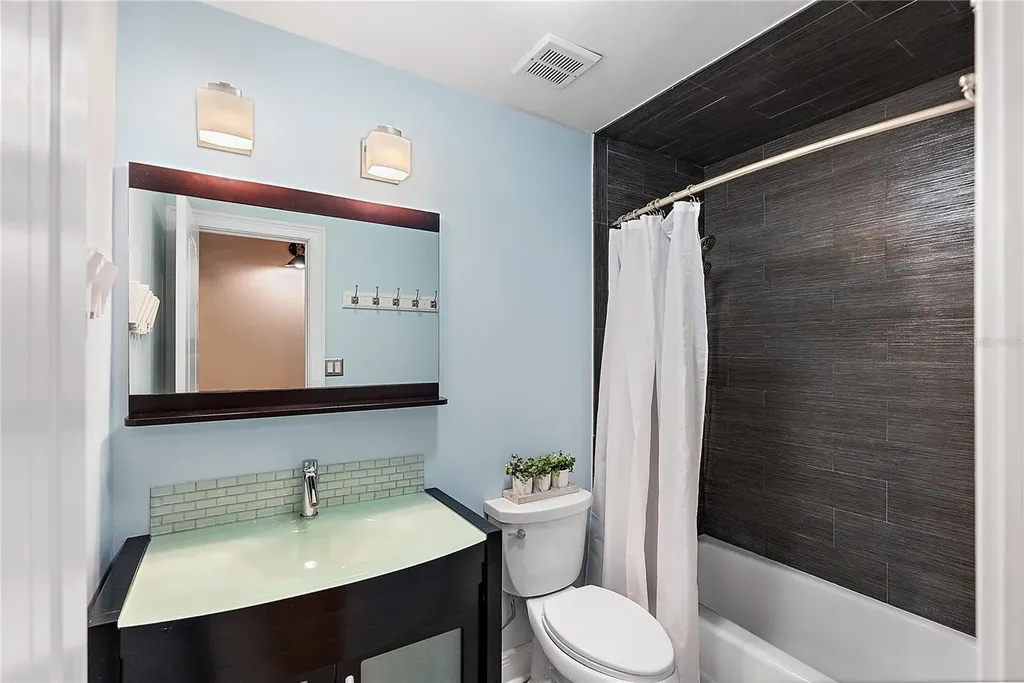4974 Coquina Key Drive SE St Petersburg FL 33705