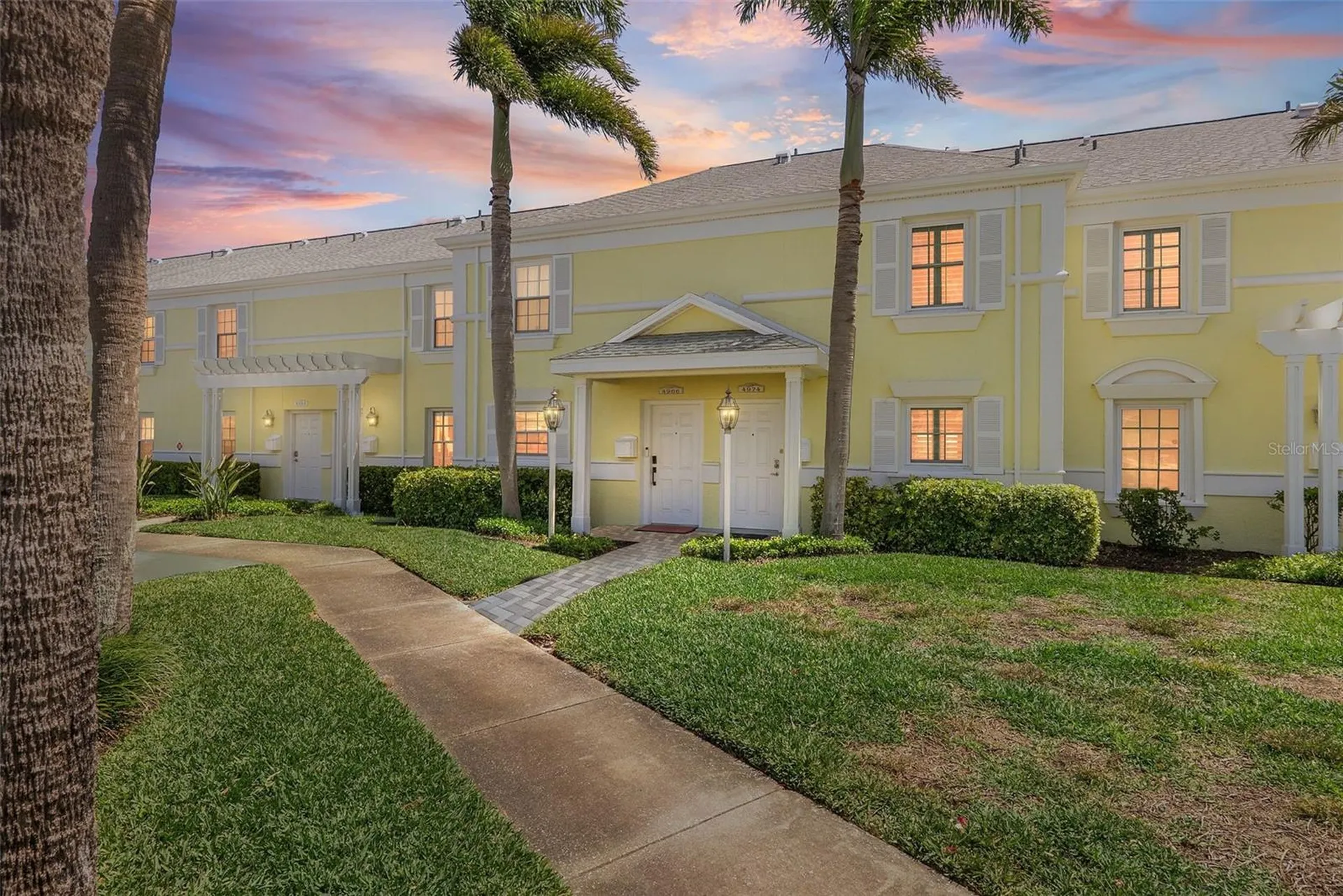 4974 Coquina Key Drive SE St Petersburg FL 33705