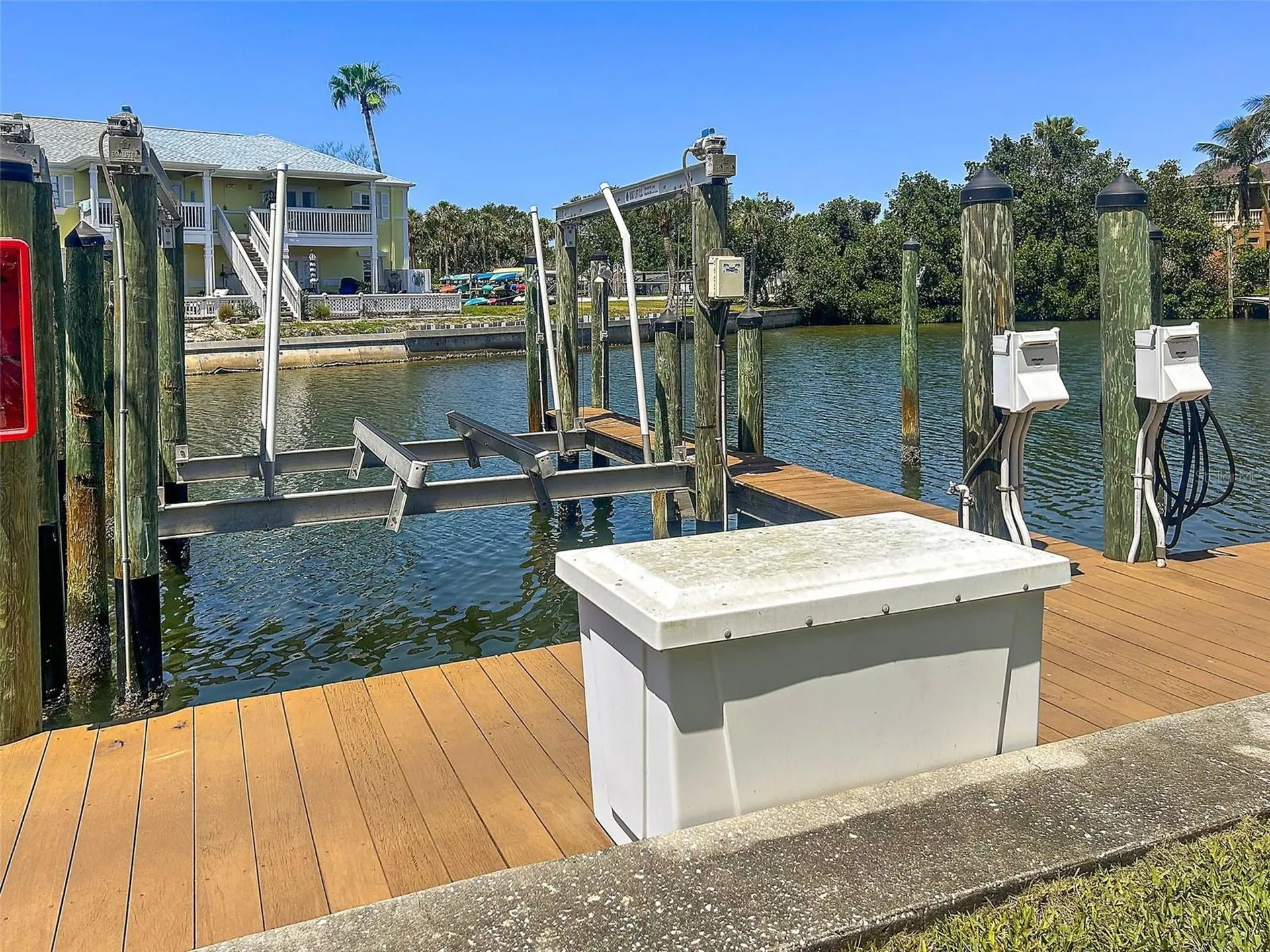4974 Coquina Key Drive SE St Petersburg FL 33705